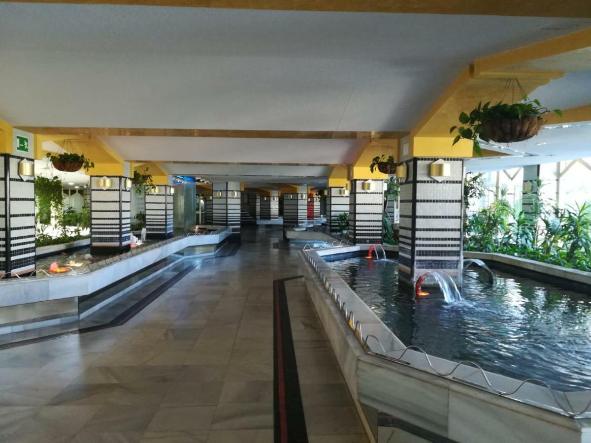 Parking Privado Benalbeach Benalmadena Exterior photo