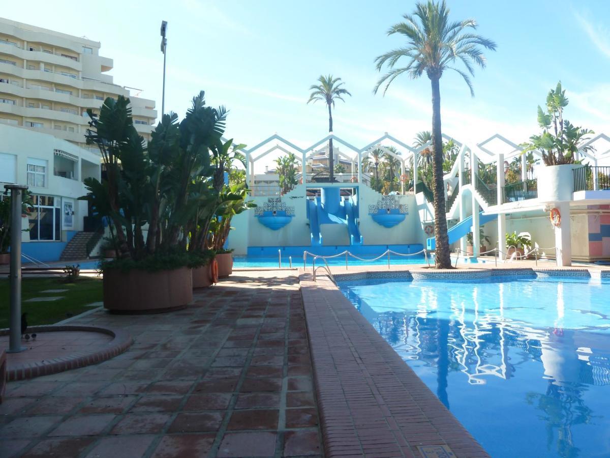 Parking Privado Benalbeach Benalmadena Exterior photo
